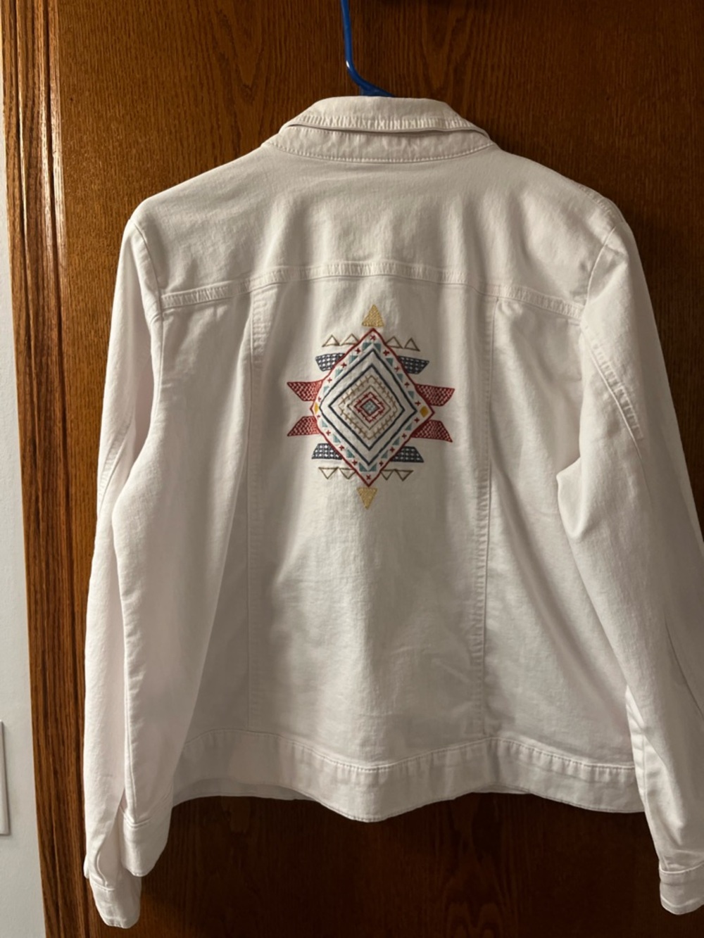 Coldwater Creek White Denim Jean Jacket - Unique Aztec design on Back.